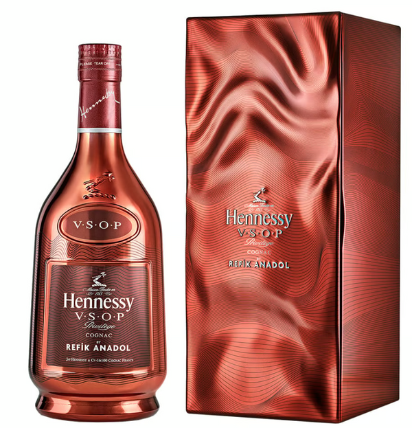 Hennessy V.S.O.P Refik Anadol 750 ml